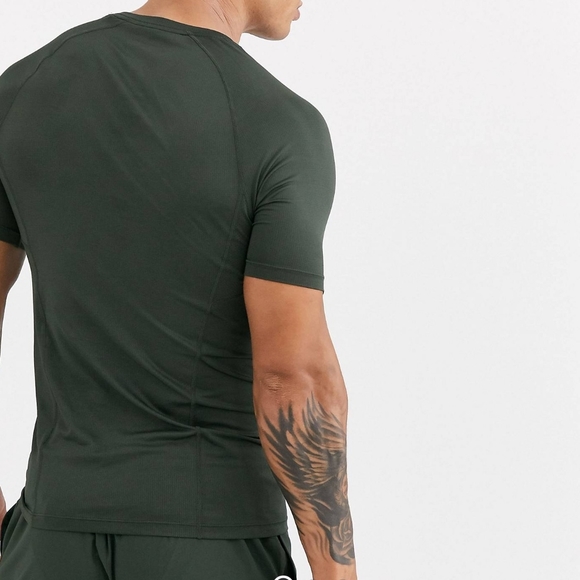 ASOS 4505 Training Shirt Green - Picture 2 of 5